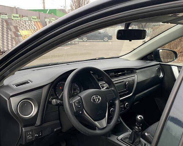 Зеленый Тойота Аурис, объемом двигателя 1.33 л и пробегом 160 тыс. км за 9200 $, фото 29 на Automoto.ua