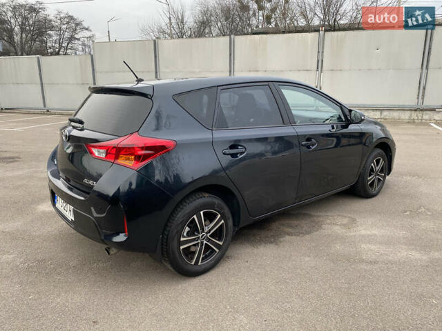 Зеленый Тойота Аурис, объемом двигателя 1.33 л и пробегом 160 тыс. км за 9200 $, фото 5 на Automoto.ua