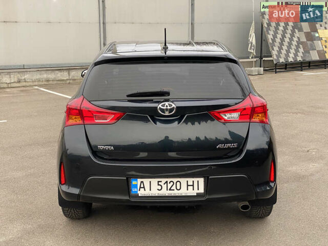 Зеленый Тойота Аурис, объемом двигателя 1.33 л и пробегом 160 тыс. км за 9200 $, фото 4 на Automoto.ua