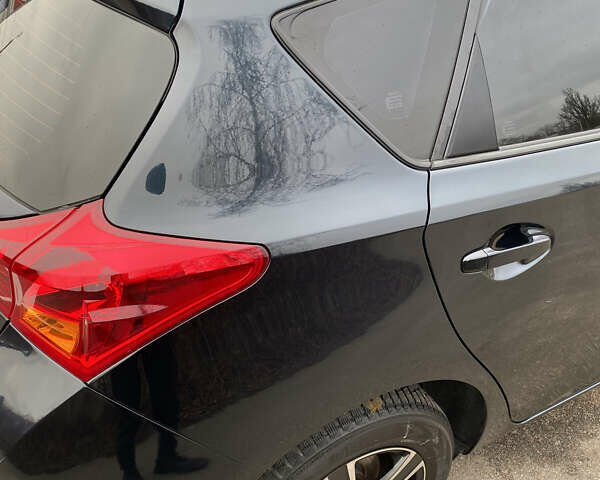 Зеленый Тойота Аурис, объемом двигателя 1.33 л и пробегом 160 тыс. км за 9200 $, фото 19 на Automoto.ua