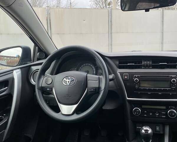 Зеленый Тойота Аурис, объемом двигателя 1.33 л и пробегом 160 тыс. км за 9200 $, фото 41 на Automoto.ua