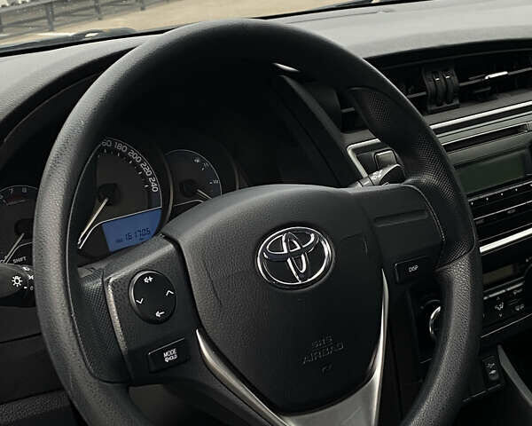 Зеленый Тойота Аурис, объемом двигателя 1.33 л и пробегом 160 тыс. км за 9200 $, фото 44 на Automoto.ua