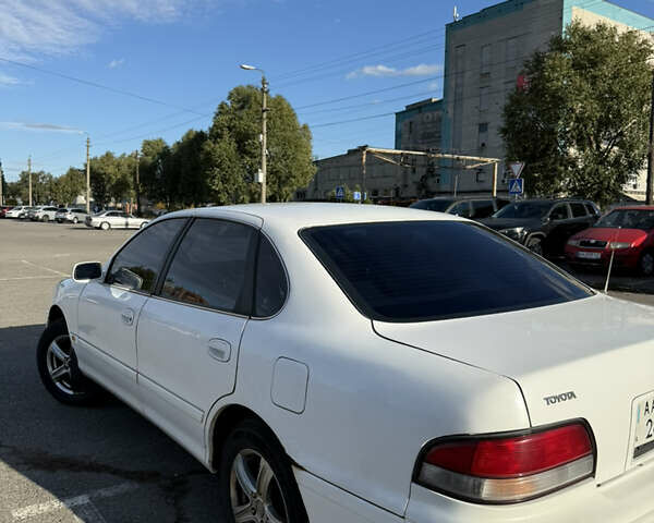 Тойота Авалон 1996 у Києві на Automoto.ua Білий Тойота Авалон, об'ємом двигуна 3 л та пробігом 313 тис. км за 2500 $, фото 3 на Automoto.ua