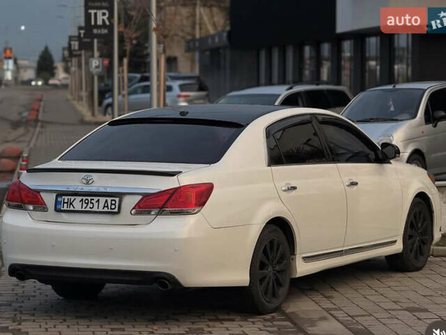 Білий Тойота Авалон, об'ємом двигуна 3.5 л та пробігом 260 тис. км за 10700 $, фото 3 на Automoto.ua