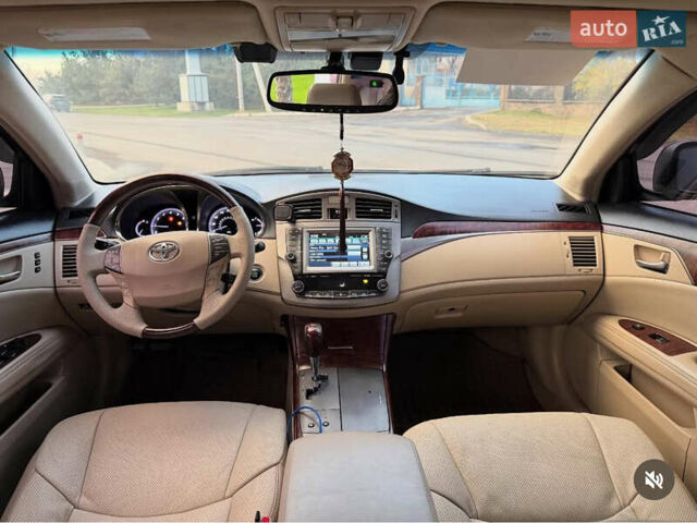 Білий Тойота Авалон, об'ємом двигуна 3.5 л та пробігом 260 тис. км за 10700 $, фото 7 на Automoto.ua
