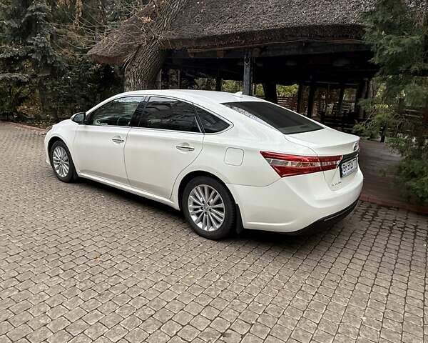 Белый Тойота Авалон, объемом двигателя 2.5 л и пробегом 258 тыс. км за 15000 $, фото 8 на Automoto.ua