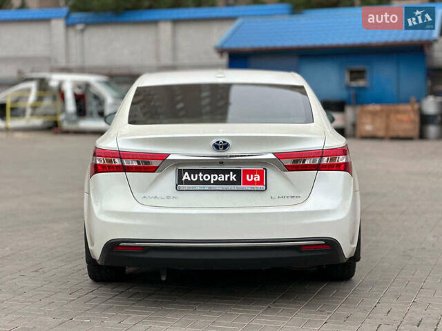 Білий Тойота Авалон, об'ємом двигуна 2.5 л та пробігом 259 тис. км за 14990 $, фото 4 на Automoto.ua