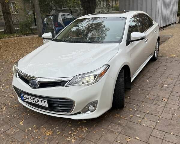 Белый Тойота Авалон, объемом двигателя 2.5 л и пробегом 258 тыс. км за 15000 $, фото 12 на Automoto.ua