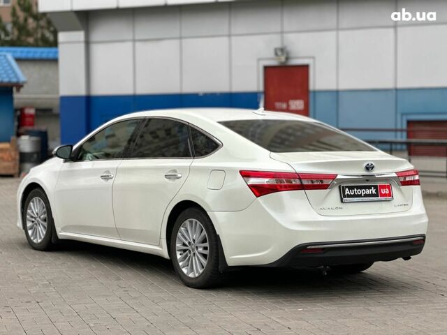 Білий Тойота Авалон, об'ємом двигуна 2.5 л та пробігом 259 тис. км за 14990 $, фото 5 на Automoto.ua