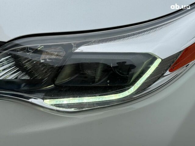 Білий Тойота Авалон, об'ємом двигуна 2.5 л та пробігом 259 тис. км за 14990 $, фото 6 на Automoto.ua