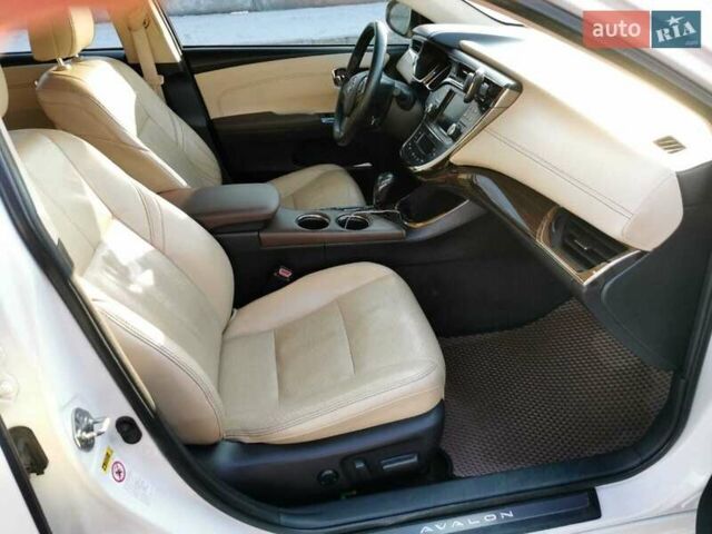 Белый Тойота Авалон, объемом двигателя 2.5 л и пробегом 270 тыс. км за 15500 $, фото 15 на Automoto.ua