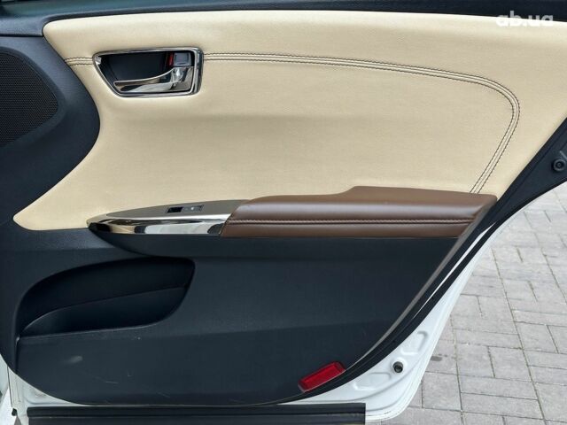 Білий Тойота Авалон, об'ємом двигуна 2.5 л та пробігом 259 тис. км за 14990 $, фото 20 на Automoto.ua