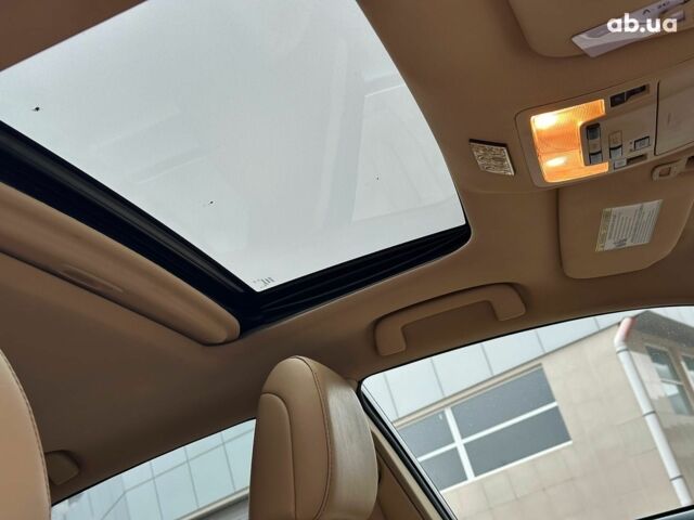 Білий Тойота Авалон, об'ємом двигуна 2.5 л та пробігом 259 тис. км за 14990 $, фото 28 на Automoto.ua