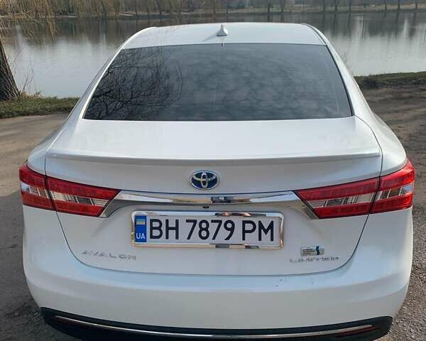 Білий Тойота Авалон, об'ємом двигуна 2.49 л та пробігом 217 тис. км за 16800 $, фото 12 на Automoto.ua