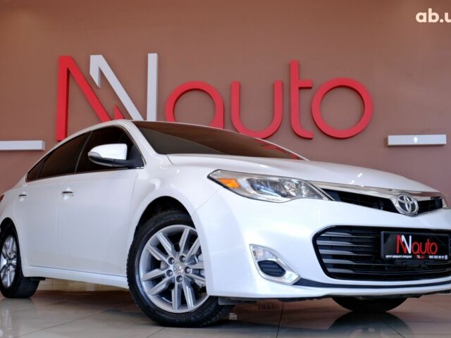 Белый Тойота Авалон, объемом двигателя 3.5 л и пробегом 164 тыс. км за 13900 $, фото 3 на Automoto.ua