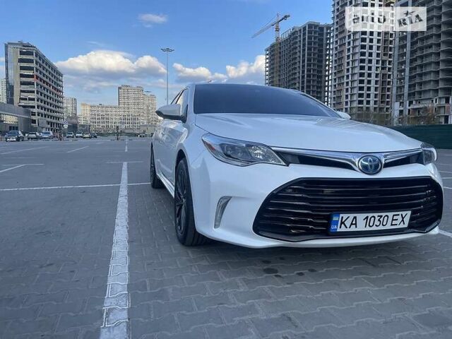 Белый Тойота Авалон, объемом двигателя 2.5 л и пробегом 153 тыс. км за 25000 $, фото 14 на Automoto.ua