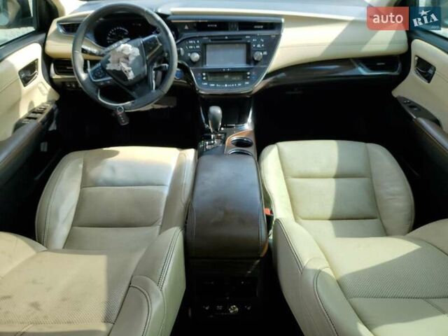 Белый Тойота Авалон, объемом двигателя 2.5 л и пробегом 48 тыс. км за 3000 $, фото 7 на Automoto.ua