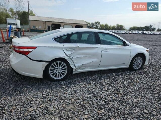 Белый Тойота Авалон, объемом двигателя 2.5 л и пробегом 145 тыс. км за 3000 $, фото 2 на Automoto.ua