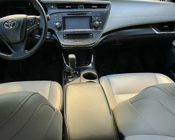 Белый Тойота Авалон, объемом двигателя 2.49 л и пробегом 102 тыс. км за 20500 $, фото 13 на Automoto.ua