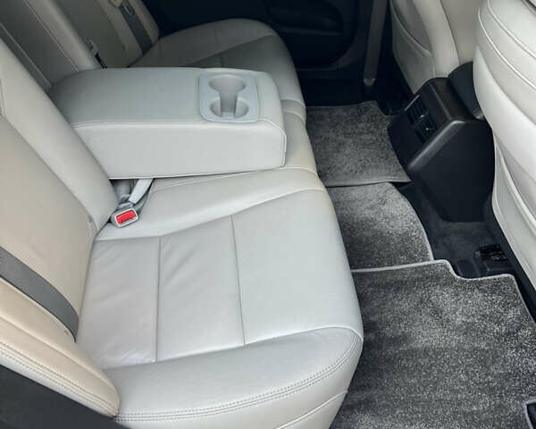 Белый Тойота Авалон, объемом двигателя 2.49 л и пробегом 102 тыс. км за 20500 $, фото 11 на Automoto.ua