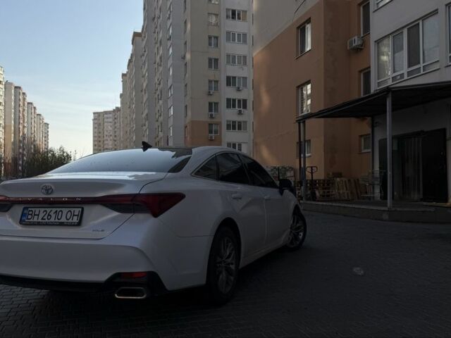 Белый Тойота Авалон, объемом двигателя 3.5 л и пробегом 158 тыс. км за 28500 $, фото 4 на Automoto.ua