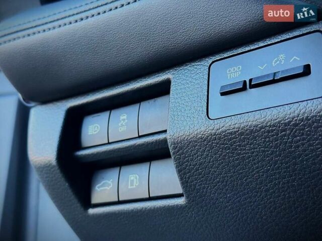 Белый Тойота Авалон, объемом двигателя 3.46 л и пробегом 93 тыс. км за 29000 $, фото 24 на Automoto.ua