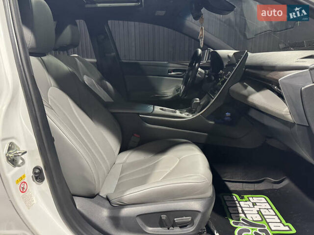 Белый Тойота Авалон, объемом двигателя 3.46 л и пробегом 154 тыс. км за 27999 $, фото 24 на Automoto.ua