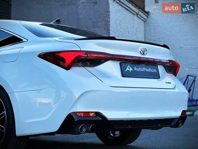 Белый Тойота Авалон, объемом двигателя 3.46 л и пробегом 93 тыс. км за 29999 $, фото 20 на Automoto.ua