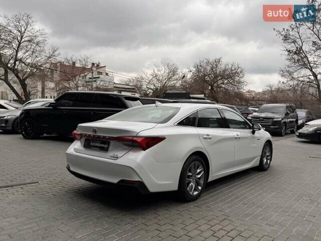 Белый Тойота Авалон, объемом двигателя 2.49 л и пробегом 43 тыс. км за 31900 $, фото 5 на Automoto.ua