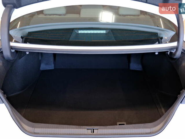 Белый Тойота Авалон, объемом двигателя 2.5 л и пробегом 43 тыс. км за 33900 $, фото 66 на Automoto.ua