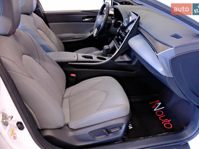 Белый Тойота Авалон, объемом двигателя 2.5 л и пробегом 43 тыс. км за 33900 $, фото 51 на Automoto.ua