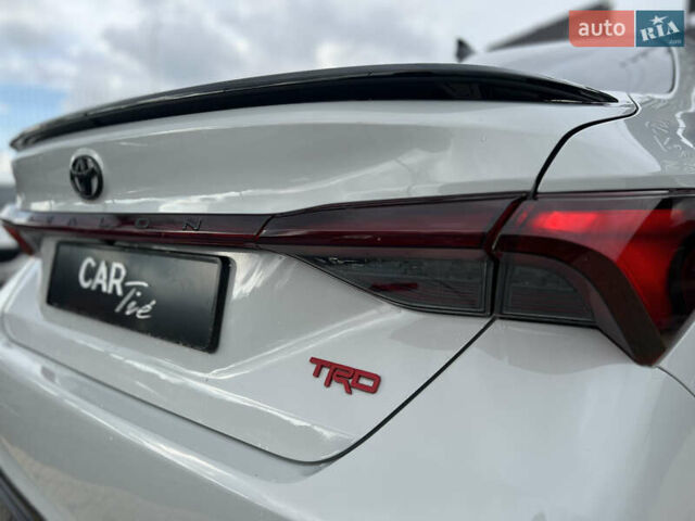 Білий Тойота Авалон, об'ємом двигуна 3.5 л та пробігом 51 тис. км за 35900 $, фото 12 на Automoto.ua