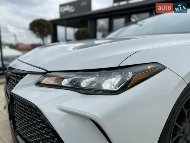 Белый Тойота Авалон, объемом двигателя 3.5 л и пробегом 51 тыс. км за 36900 $, фото 14 на Automoto.ua