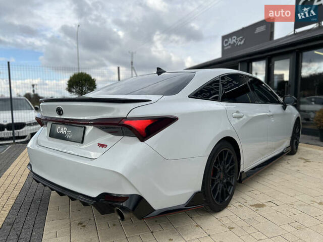 Белый Тойота Авалон, объемом двигателя 3.5 л и пробегом 51 тыс. км за 36900 $, фото 7 на Automoto.ua