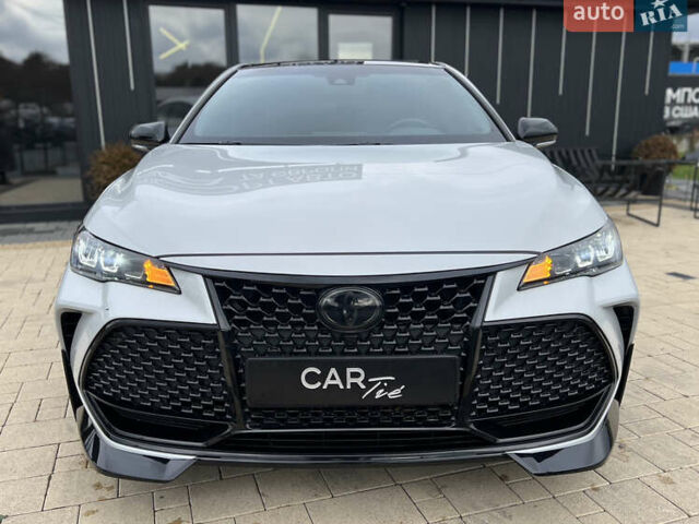 Білий Тойота Авалон, об'ємом двигуна 3.5 л та пробігом 51 тис. км за 35900 $, фото 2 на Automoto.ua