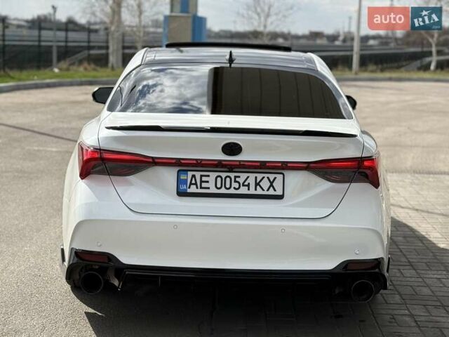 Білий Тойота Авалон, об'ємом двигуна 2.49 л та пробігом 56 тис. км за 36500 $, фото 8 на Automoto.ua