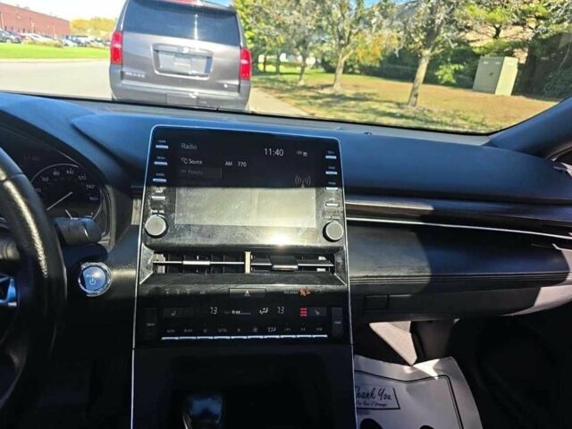 Белый Тойота Авалон, объемом двигателя 0 л и пробегом 47 тыс. км за 28000 $, фото 7 на Automoto.ua