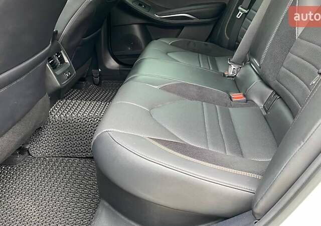 Тойота Авалон 2022 в Виннице на Automoto.ua Белый Тойота Авалон, объемом двигателя 2.49 л и пробегом 24 тыс. км за 35500 $, фото 25 на Automoto.ua