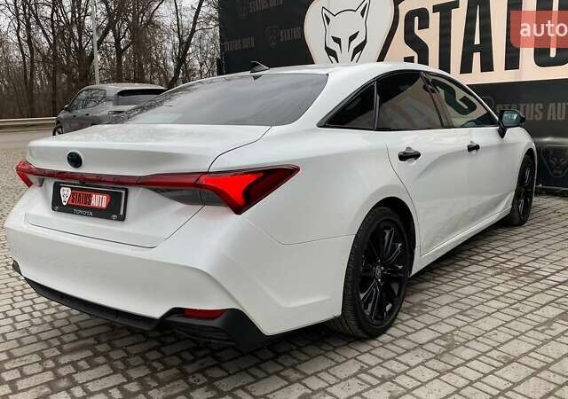 Тойота Авалон 2022 в Виннице на Automoto.ua Белый Тойота Авалон, объемом двигателя 2.49 л и пробегом 24 тыс. км за 35500 $, фото 6 на Automoto.ua