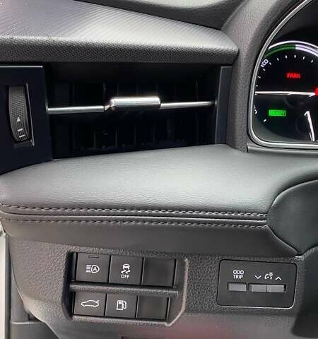 Тойота Авалон 2022 в Виннице на Automoto.ua Белый Тойота Авалон, объемом двигателя 2.49 л и пробегом 24 тыс. км за 35500 $, фото 16 на Automoto.ua