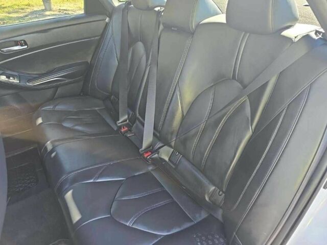 Белый Тойота Авалон, объемом двигателя 0 л и пробегом 47 тыс. км за 28000 $, фото 6 на Automoto.ua