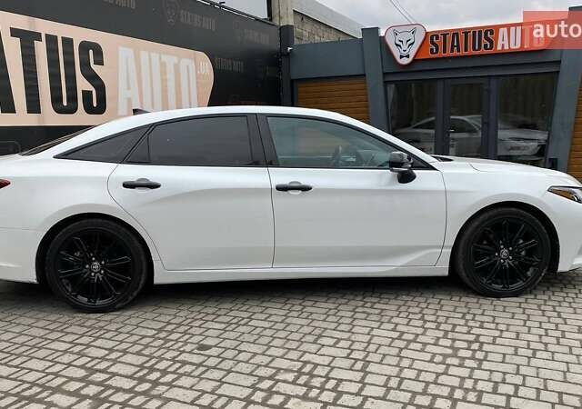 Тойота Авалон 2022 в Виннице на Automoto.ua Белый Тойота Авалон, объемом двигателя 2.49 л и пробегом 24 тыс. км за 35500 $, фото 3 на Automoto.ua