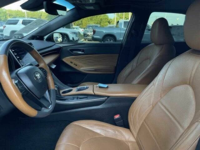 Белый Тойота Авалон, объемом двигателя 3.5 л и пробегом 21 тыс. км за 20000 $, фото 8 на Automoto.ua