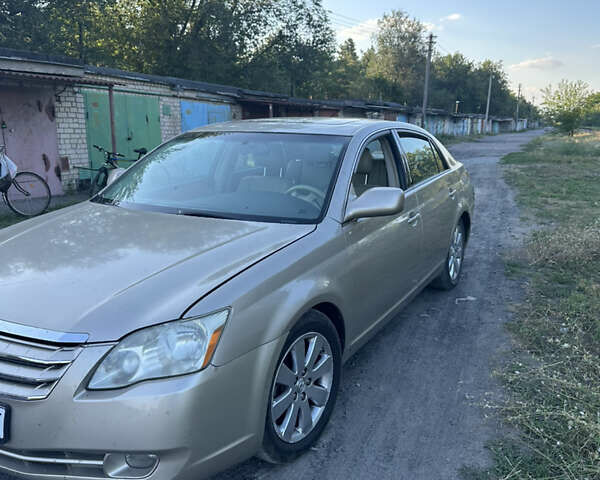 Бежевий Тойота Авалон, об'ємом двигуна 3.5 л та пробігом 250 тис. км за 6800 $, фото 3 на Automoto.ua