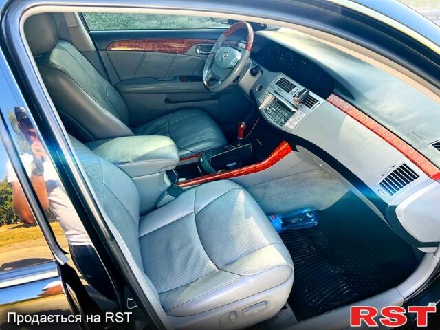 Черный Тойота Авалон, объемом двигателя 3.5 л и пробегом 170 тыс. км за 7500 $, фото 10 на Automoto.ua