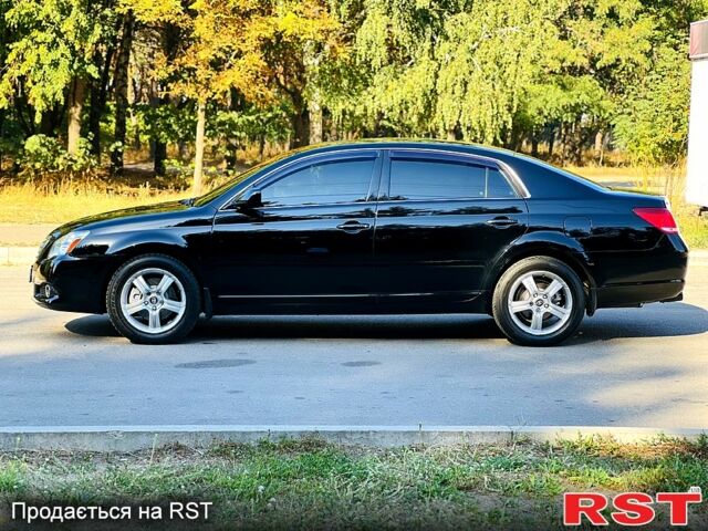 Черный Тойота Авалон, объемом двигателя 3.5 л и пробегом 170 тыс. км за 7500 $, фото 1 на Automoto.ua