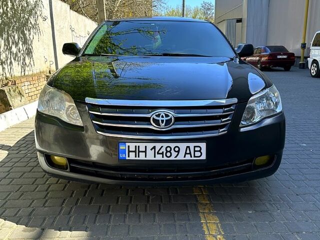 Чорний Тойота Авалон, об'ємом двигуна 3.5 л та пробігом 250 тис. км за 6900 $, фото 1 на Automoto.ua
