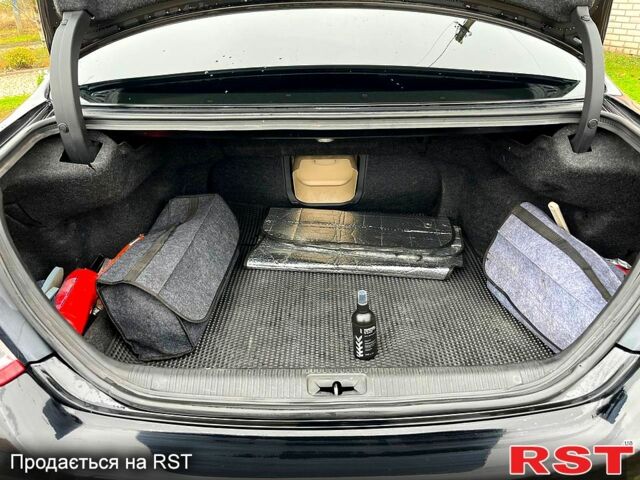 Черный Тойота Авалон, объемом двигателя 3.5 л и пробегом 227 тыс. км за 8300 $, фото 7 на Automoto.ua