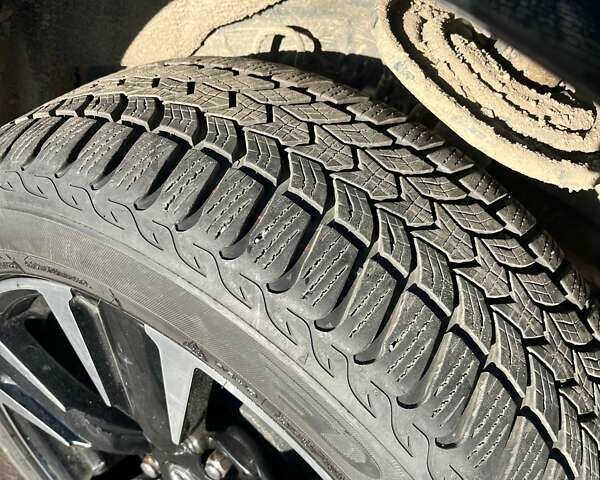 Черный Тойота Авалон, объемом двигателя 3.46 л и пробегом 344 тыс. км за 8200 $, фото 25 на Automoto.ua