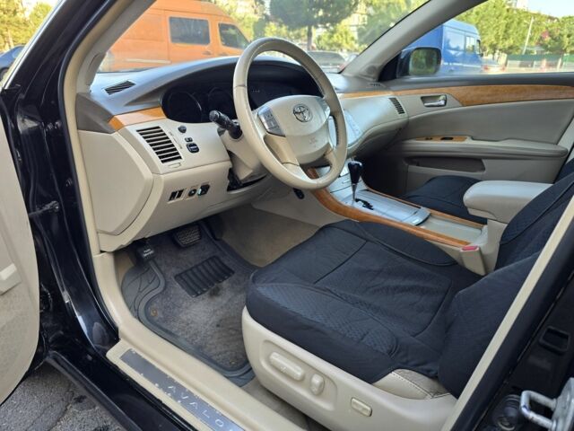 Черный Тойота Авалон, объемом двигателя 3.5 л и пробегом 300 тыс. км за 5500 $, фото 9 на Automoto.ua